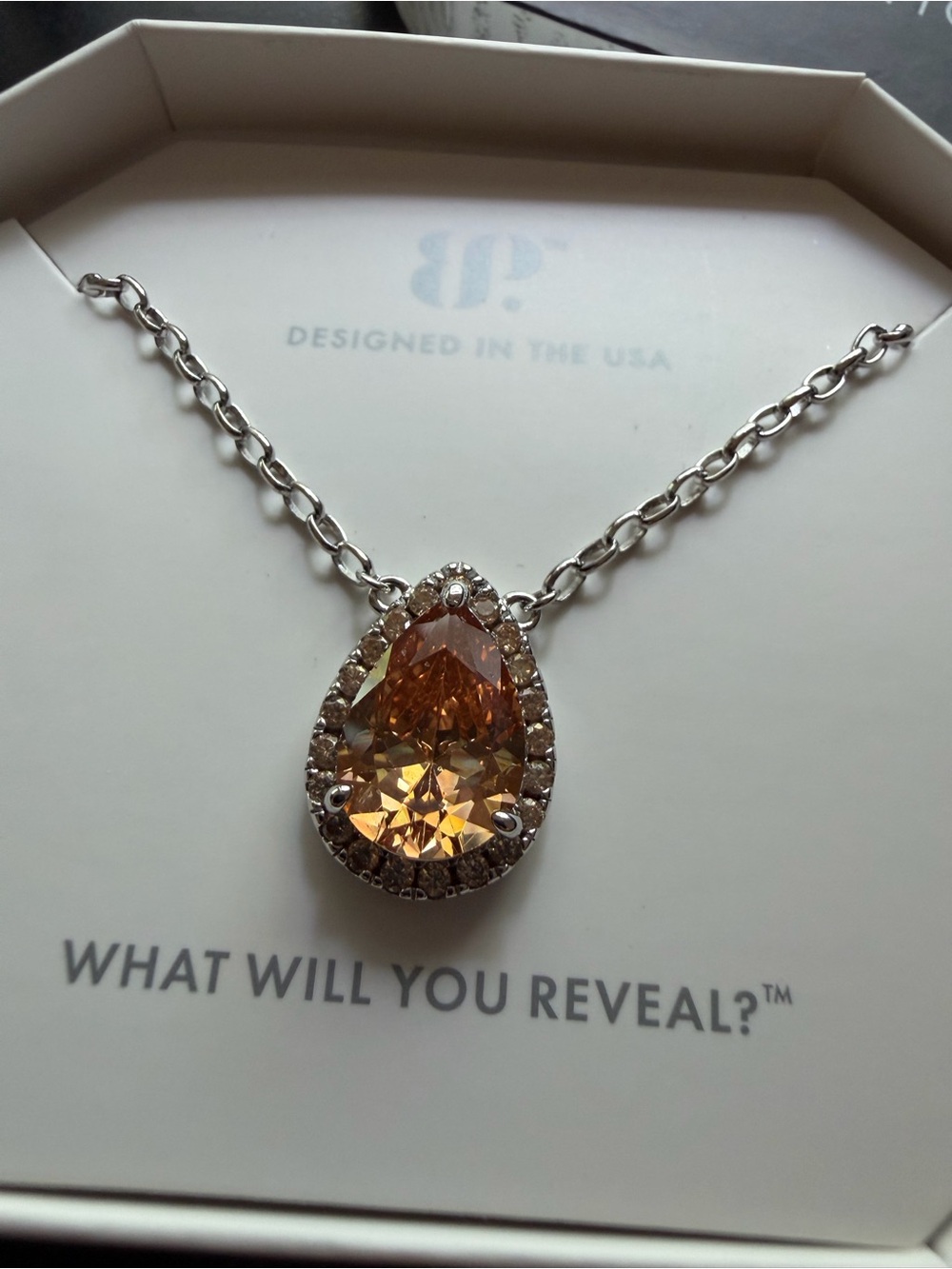 .925 Sterling Silver Elegant Teardrop Crystal Pendant Necklace